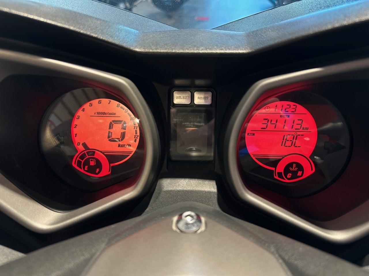 Yamaha X-Max 250 - 2016