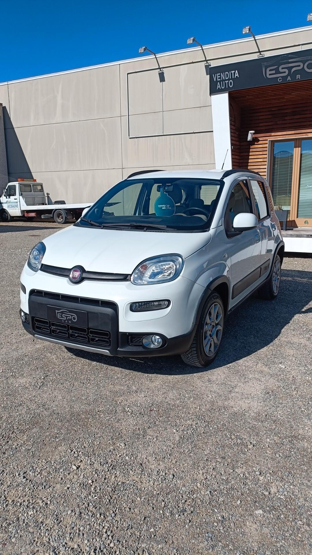 Fiat Panda 0.9 TwinAir Turbo Natural Power Lounge 4x4