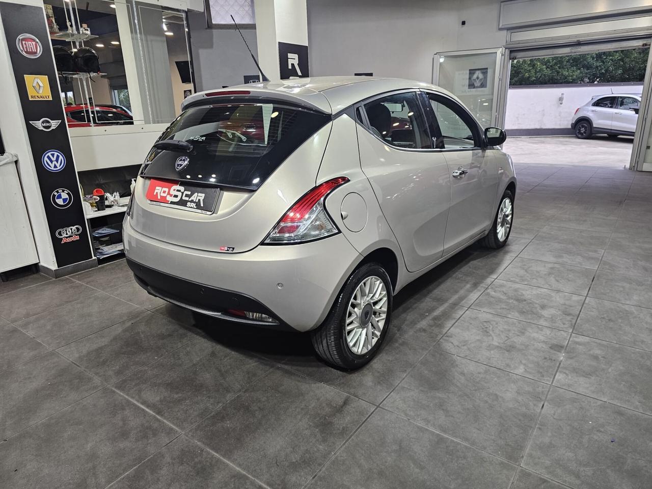 Lancia Ypsilon 1.3 MJT 16V 95 CV 5 porte Gold