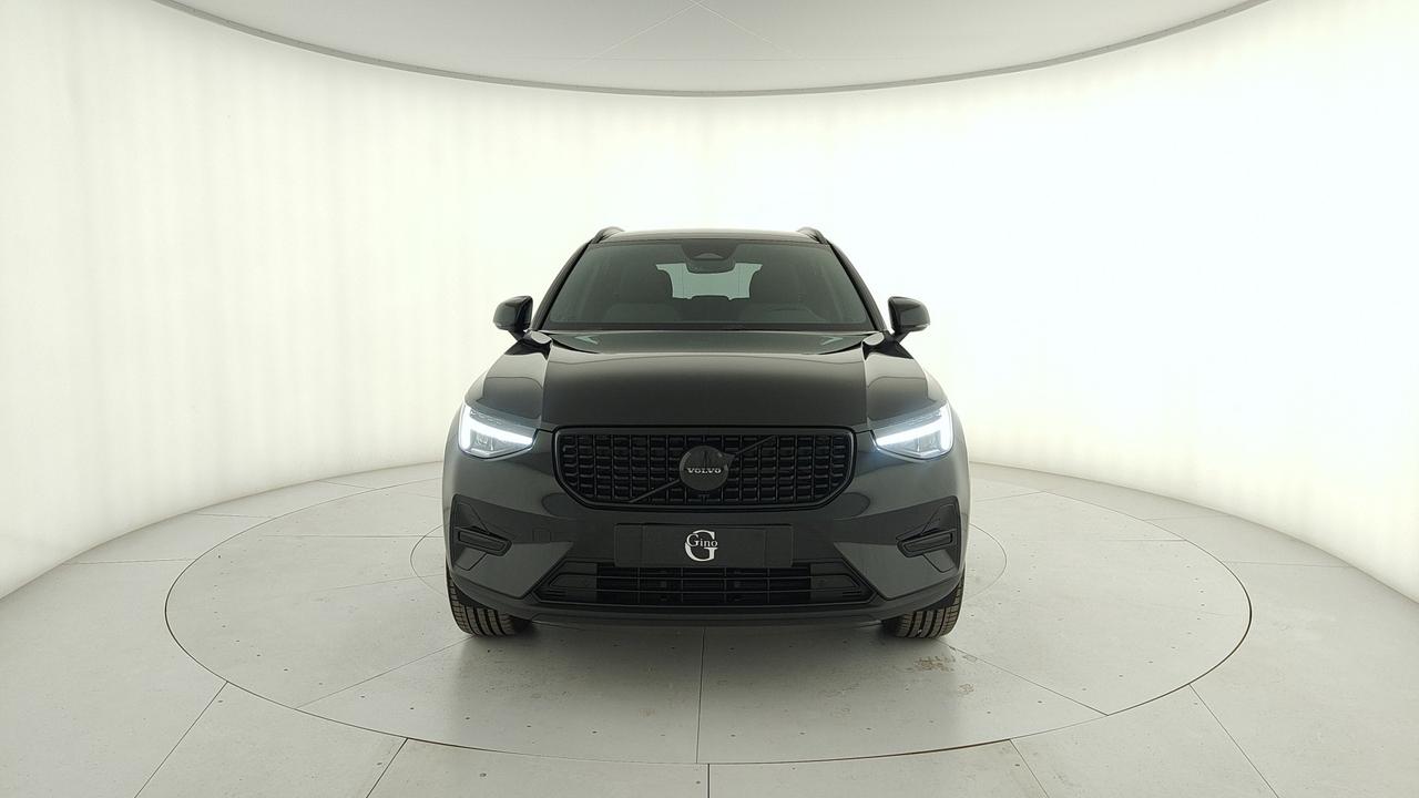 VOLVO XC40 2.0 b3 Plus Black Edition auto