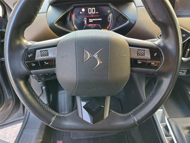 DS AUTOMOBILES DS 3 2ª serie Crossback BlueHDi 100 So Chic