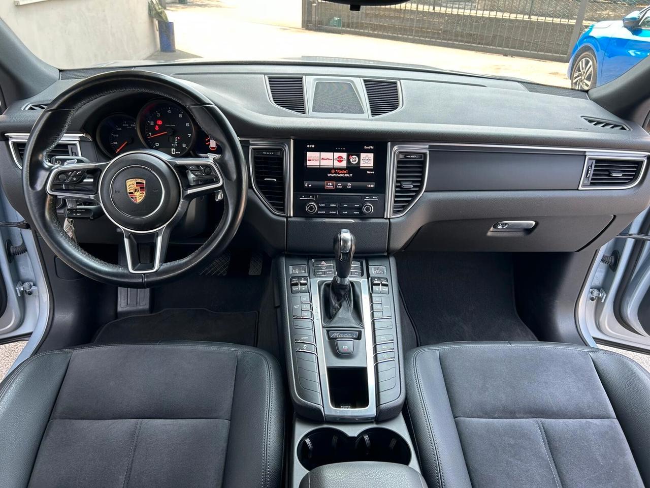 PORSCHE Macan 2.0 Benzina 252 CV KW 185
