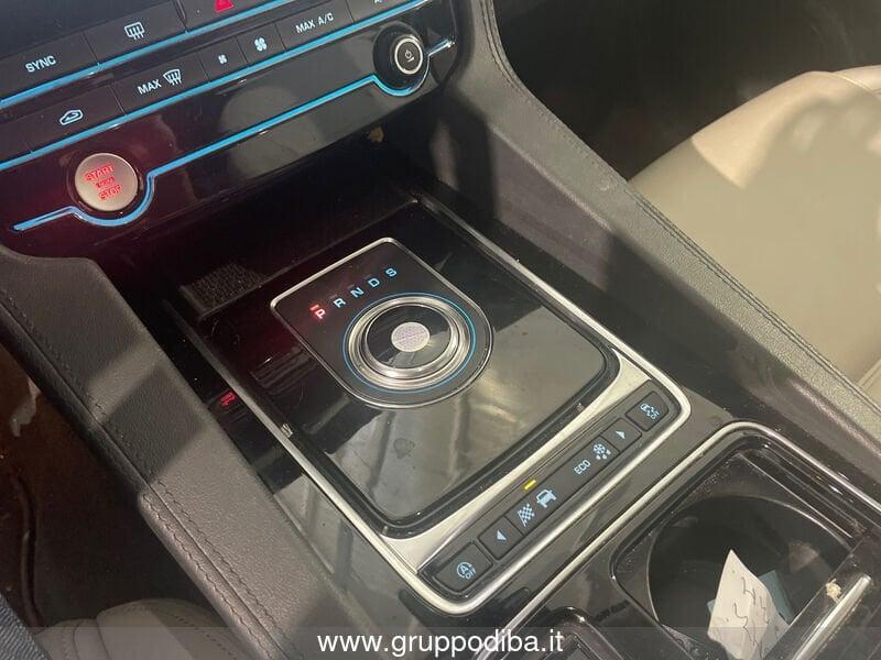 Jaguar F-Pace 2015 Diesel 2.0d i4 Prestige awd 180cv auto my20