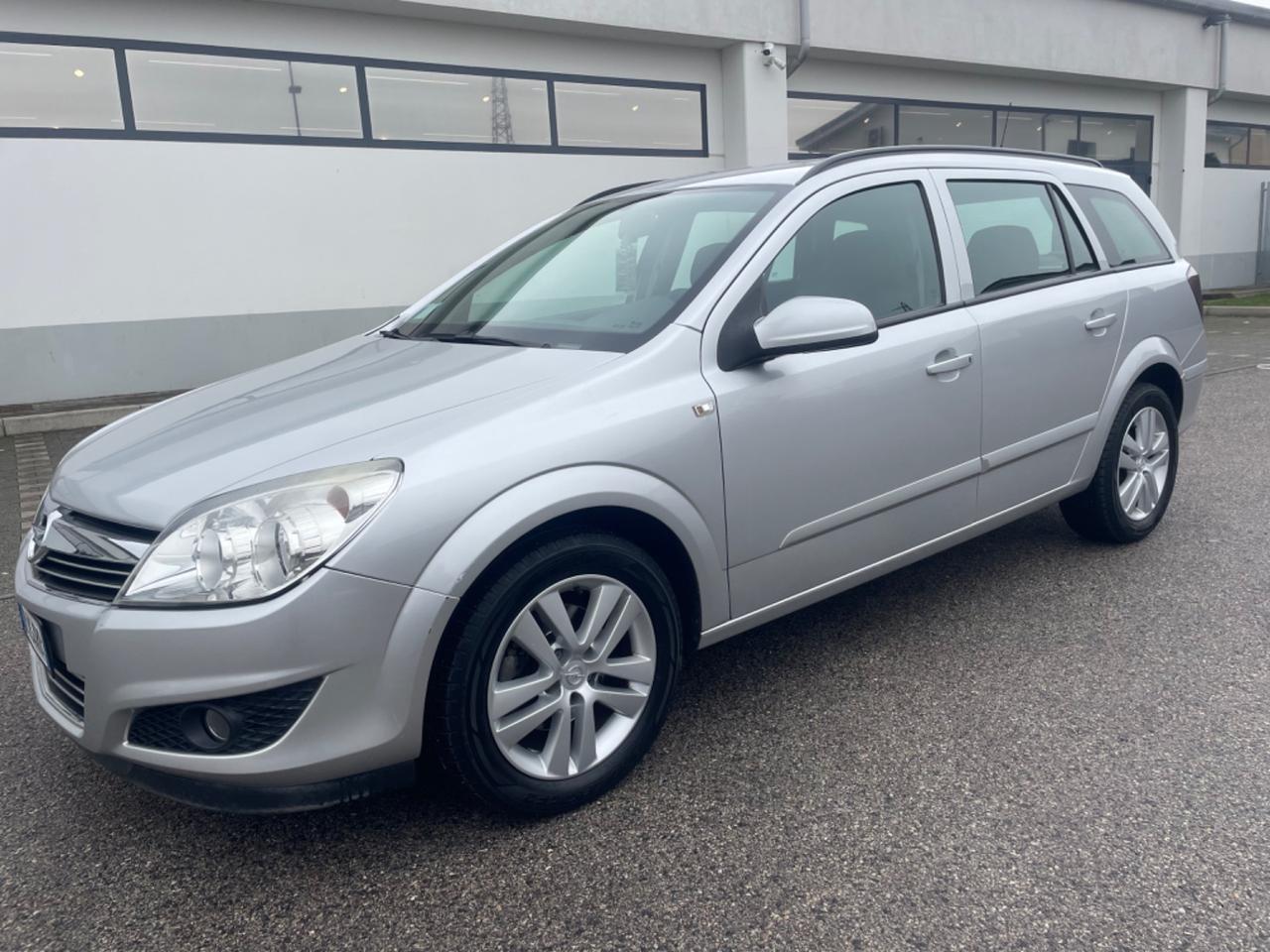 Opel Astra 1.7 CDTI del 2008 ok per neo patt