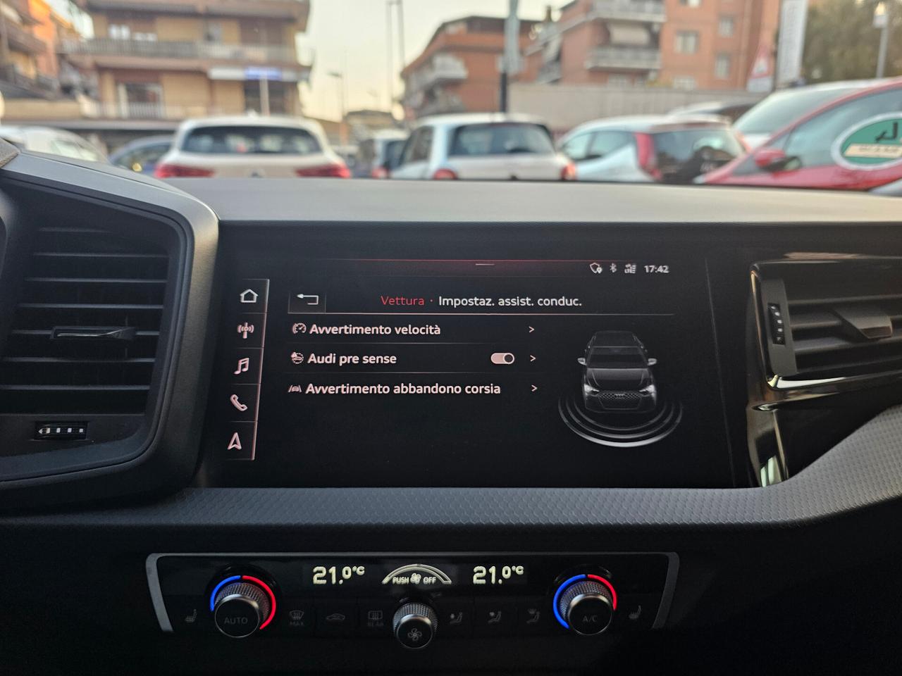 Audi A1 SPB 30 TFSI S tronic S line 18' NAV TAGL UFF CARVERTICAL