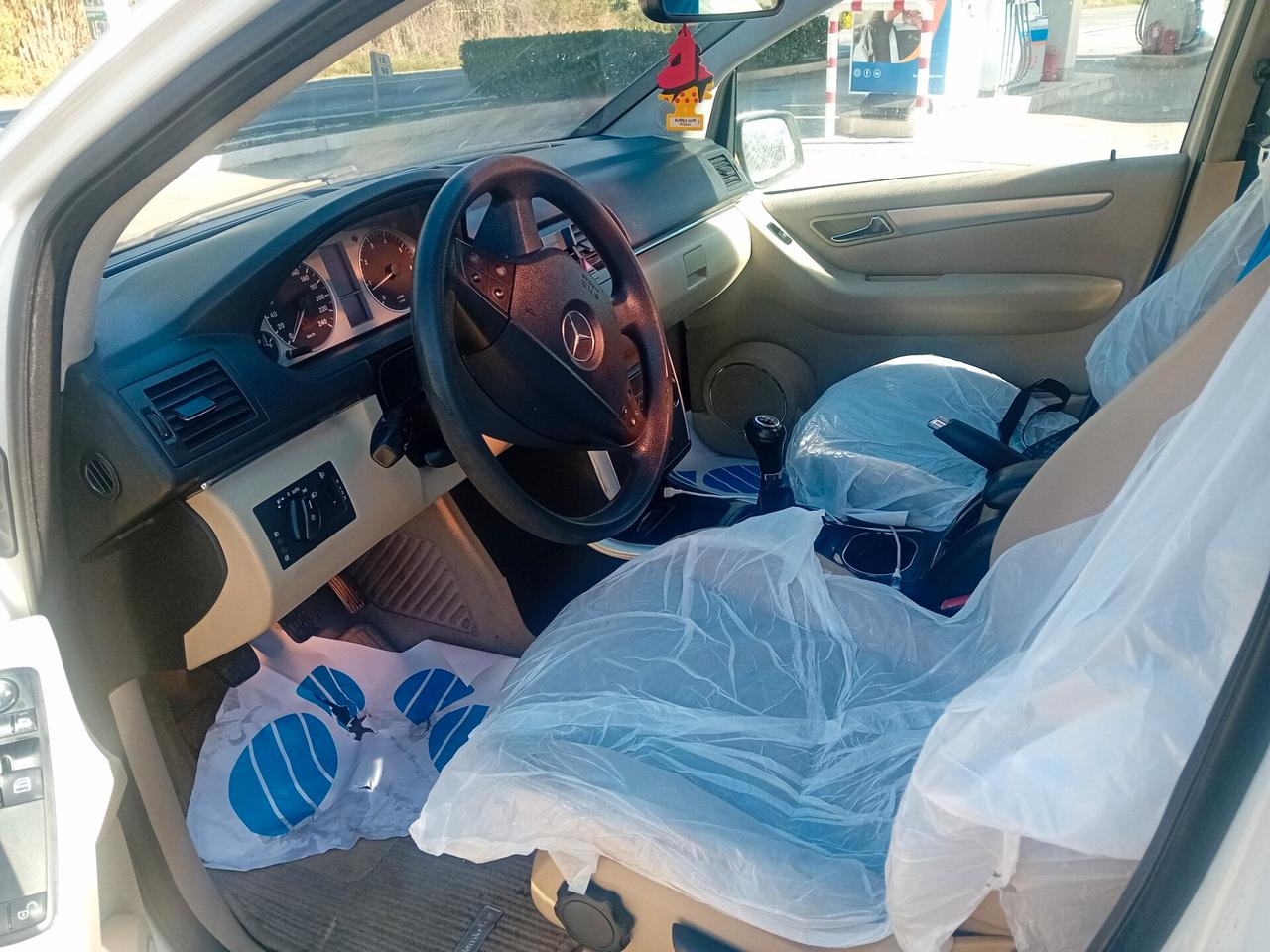 Mercedes-benz B 200 180 NGT BlueEFFICIENCY