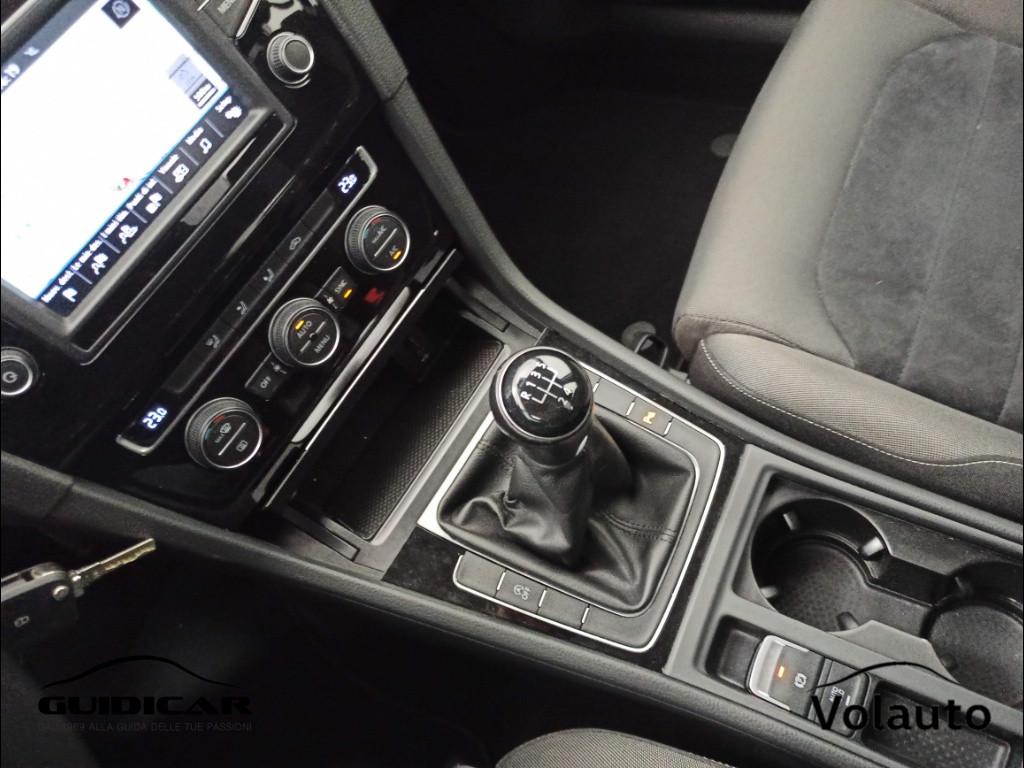 VOLKSWAGEN Golf VII 2013 - Golf 5p 1.4 tgi Highline