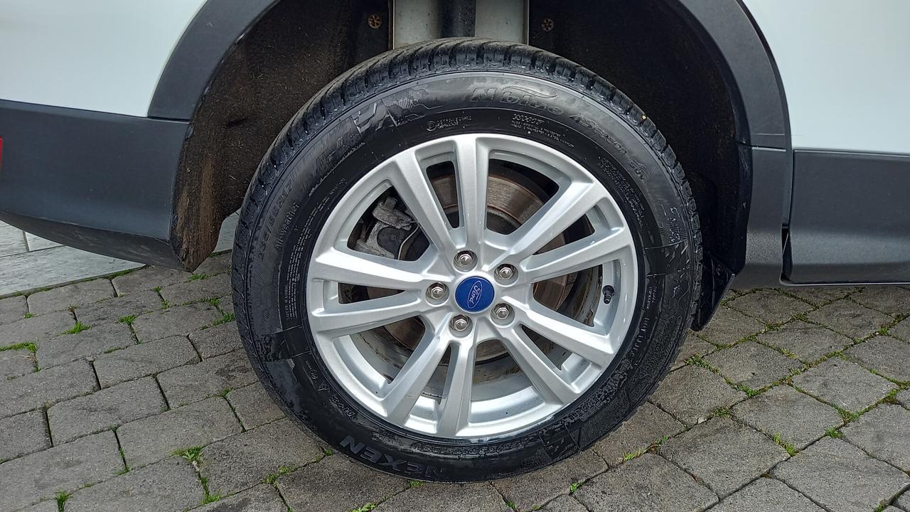 Ford Kuga 2.0 TDCI 120 CV S&S 2WD Powershift Business