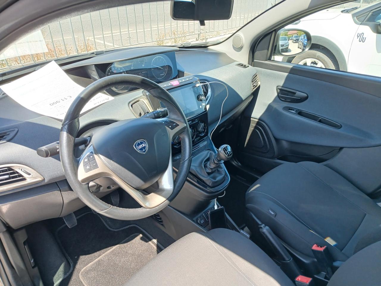 Lancia Ypsilon 1.0 HYBRID 70CV GOLD 2023
