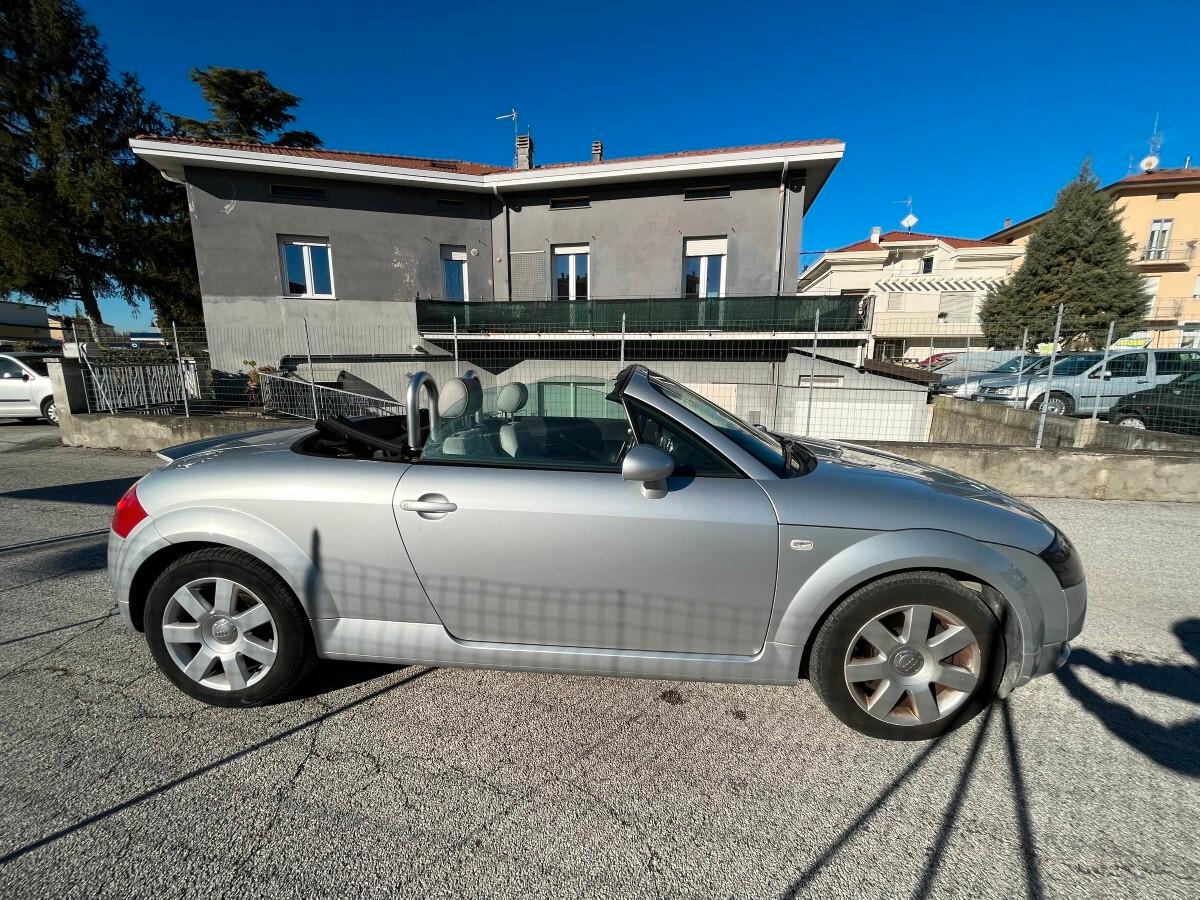 Audi TT Roadster 1.8 T 20V 179 CV cat