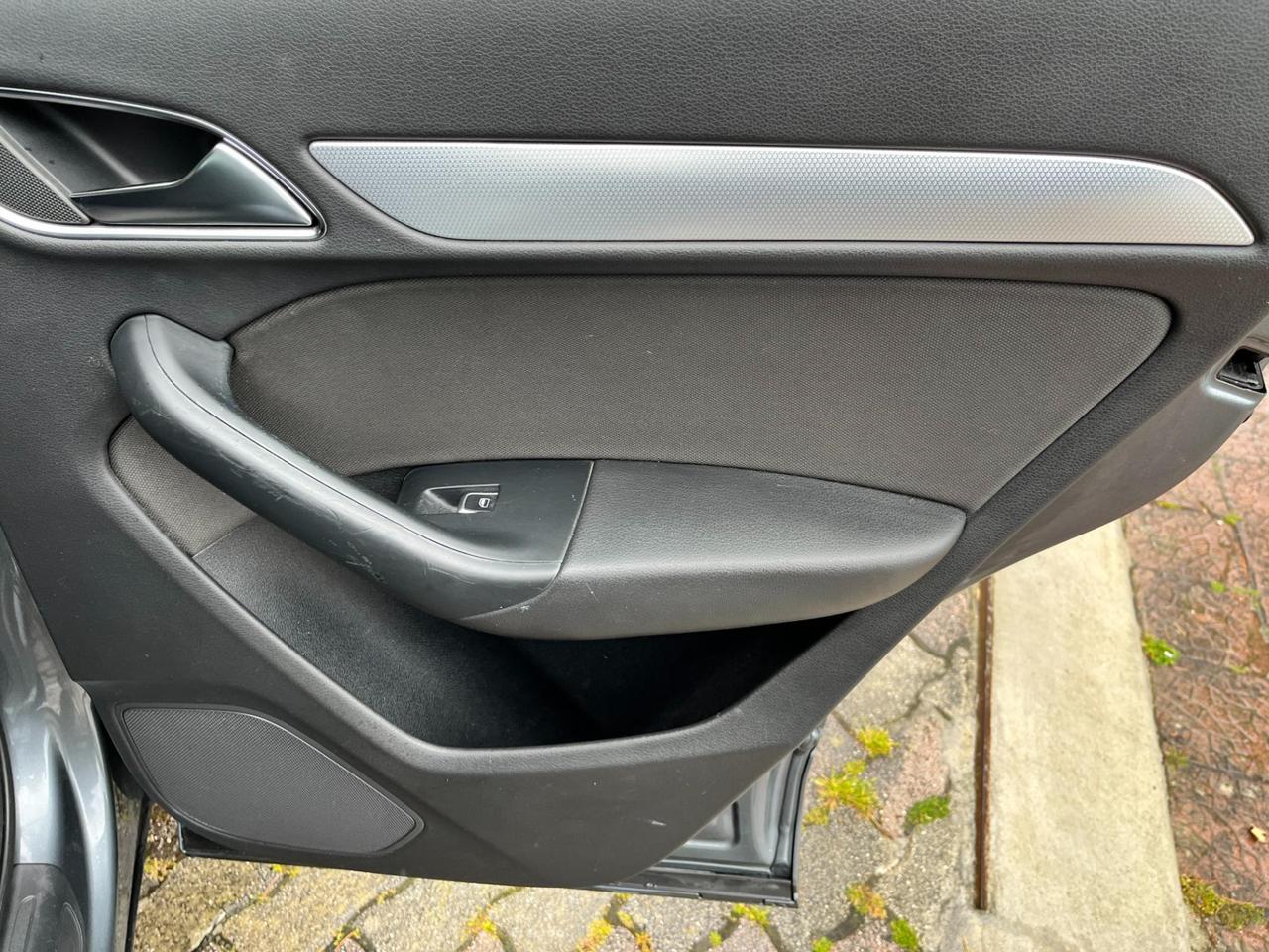 Audi Q3 2.0 TDI 140 CV quattro S tronic S Line Edition