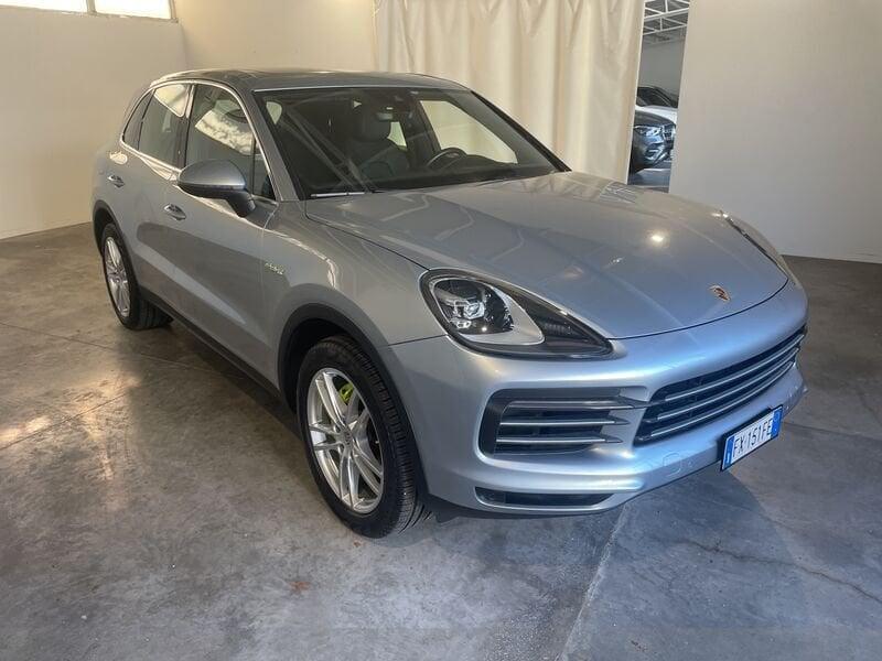 Porsche Cayenne III 2018 Benzina 3.0 e-hybrid tiptronic
