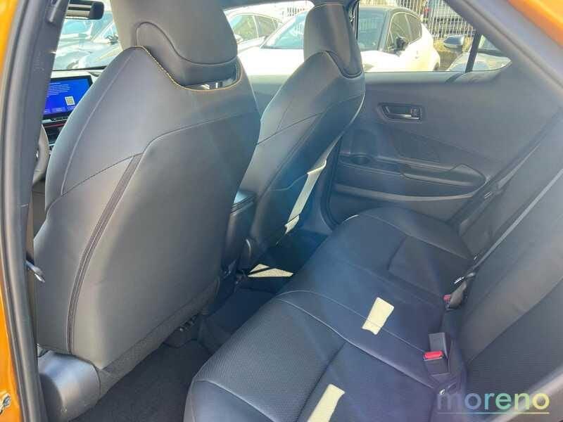 Toyota C-HR 2.0 phev Lounge Premiere fwd e-cvt