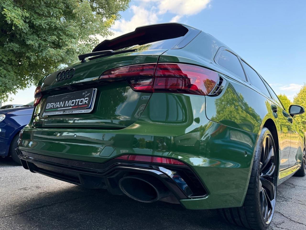 Audi A4 RS 4 Avant 2.9 TFSI quattro tiptronic