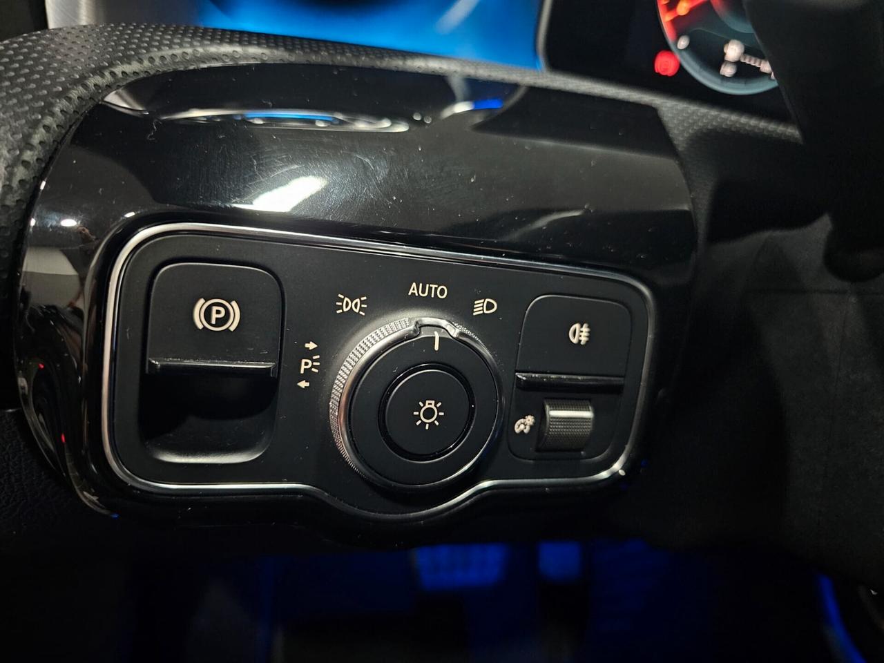 NUOVA MERCEDES-BENZ CLA 200d PREMIUM AMG LINE 2.0d 150CV AUTOMATIC