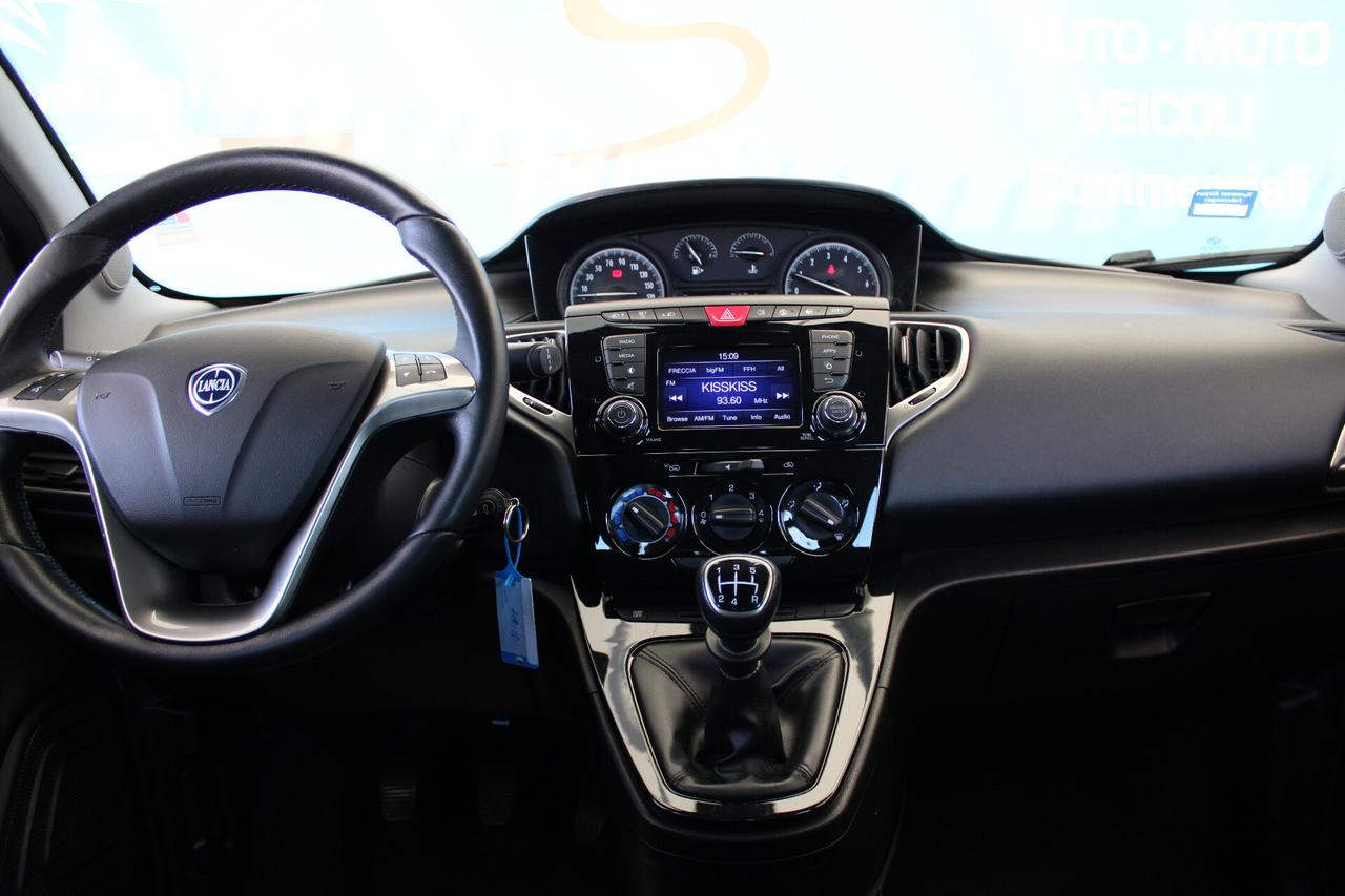 Lancia Ypsilon 1.2 69 CV 5 porte S&S Gold