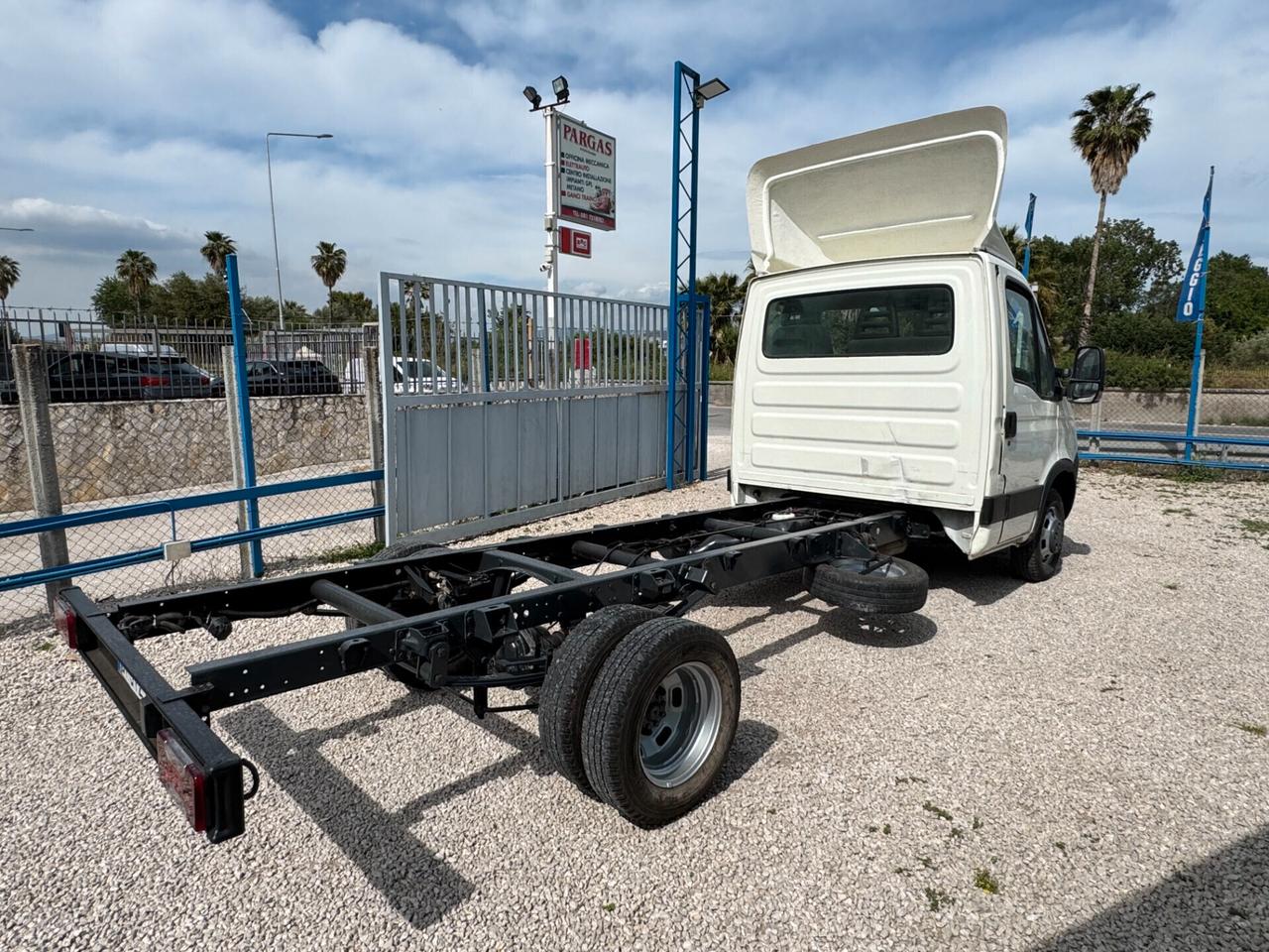 Iveco DAILY 35 C 15 A PASSO 4.20 PATENTE B ANNO 2007