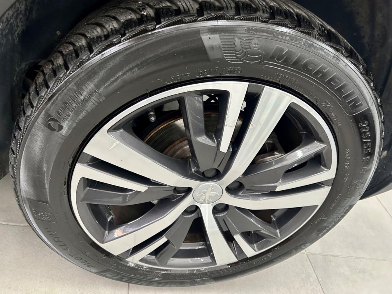 Peugeot 3008 130 S&S EAT8 GT LINE FINANZIABILE
