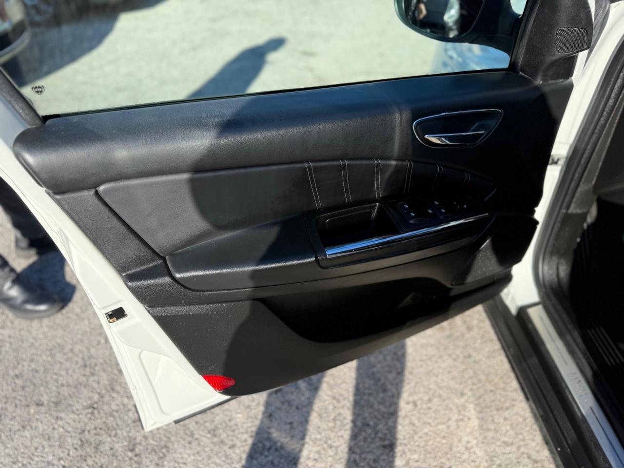 Lancia Delta 1.6 MJT DPF Platino PERFETTA