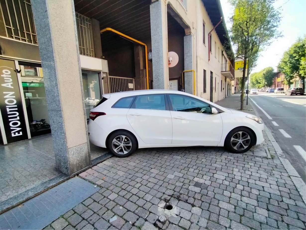 Hyundai i30 1.4 BENZINA EURO 6B