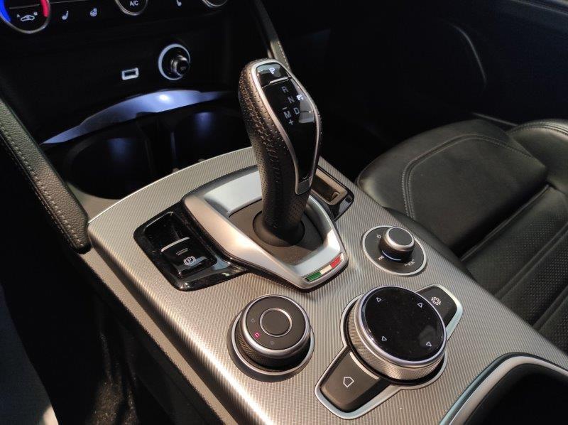 ALFA ROMEO Stelvio - Stelvio 2.2 Turbodiesel 210 CV AT8 Q4 Veloce