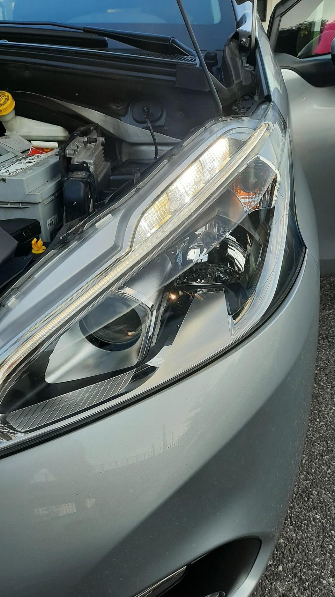 Peugeot 208 BlueHDi 75 5 porte Allure