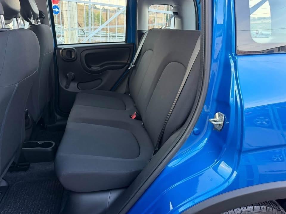 Fiat Panda 1.0 FireFly S&S Hybrid con 13.584 km