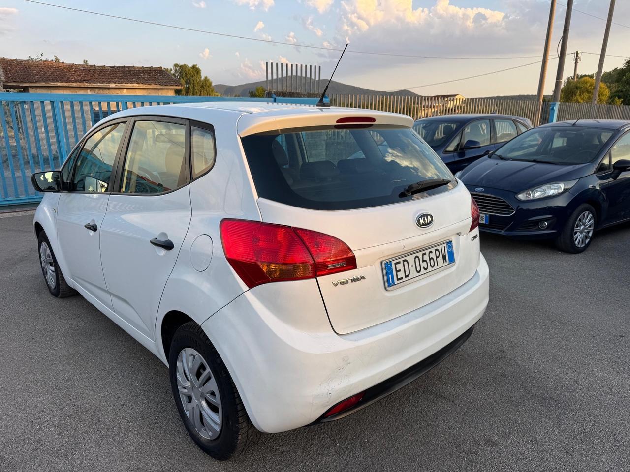 Kia Venga 1.4 CRDi 77CV Easy