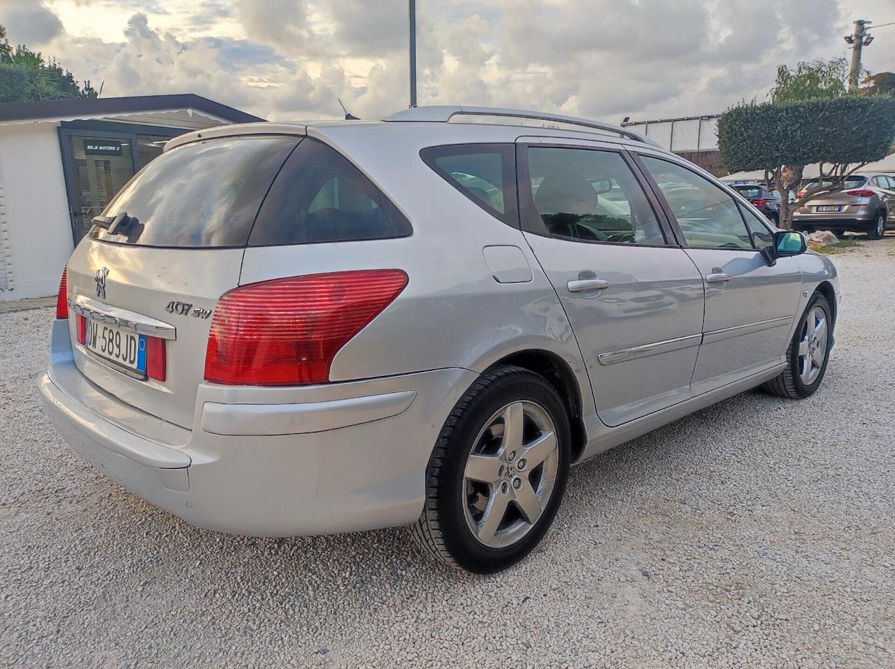 Peugeot 407 2.0 HDi SW Premium