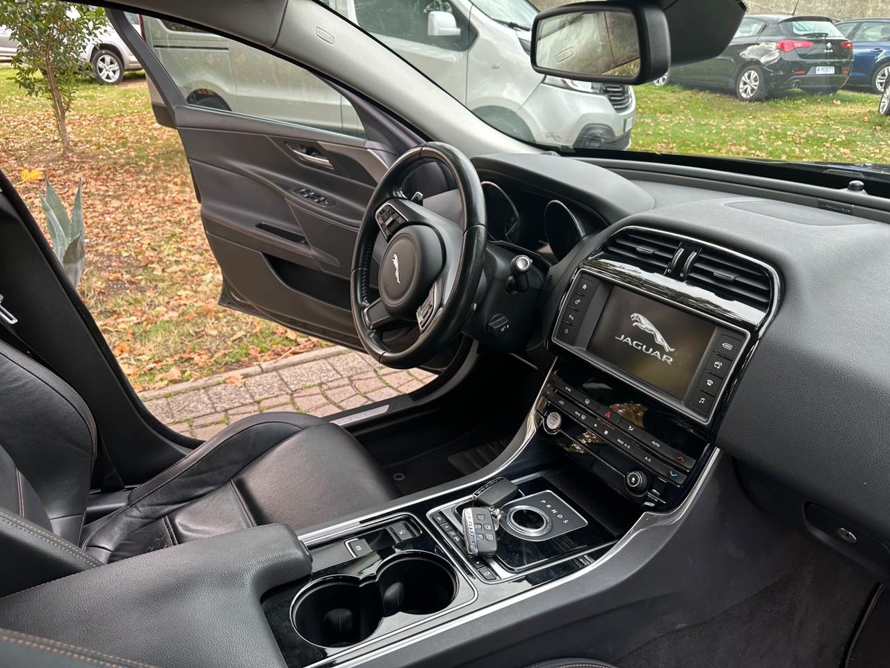 Jaguar XE 2.0 D Turbo 180CV Prestige Business Edition BELLISSIMA UNIPROPRIETARIO PERMUTABILE