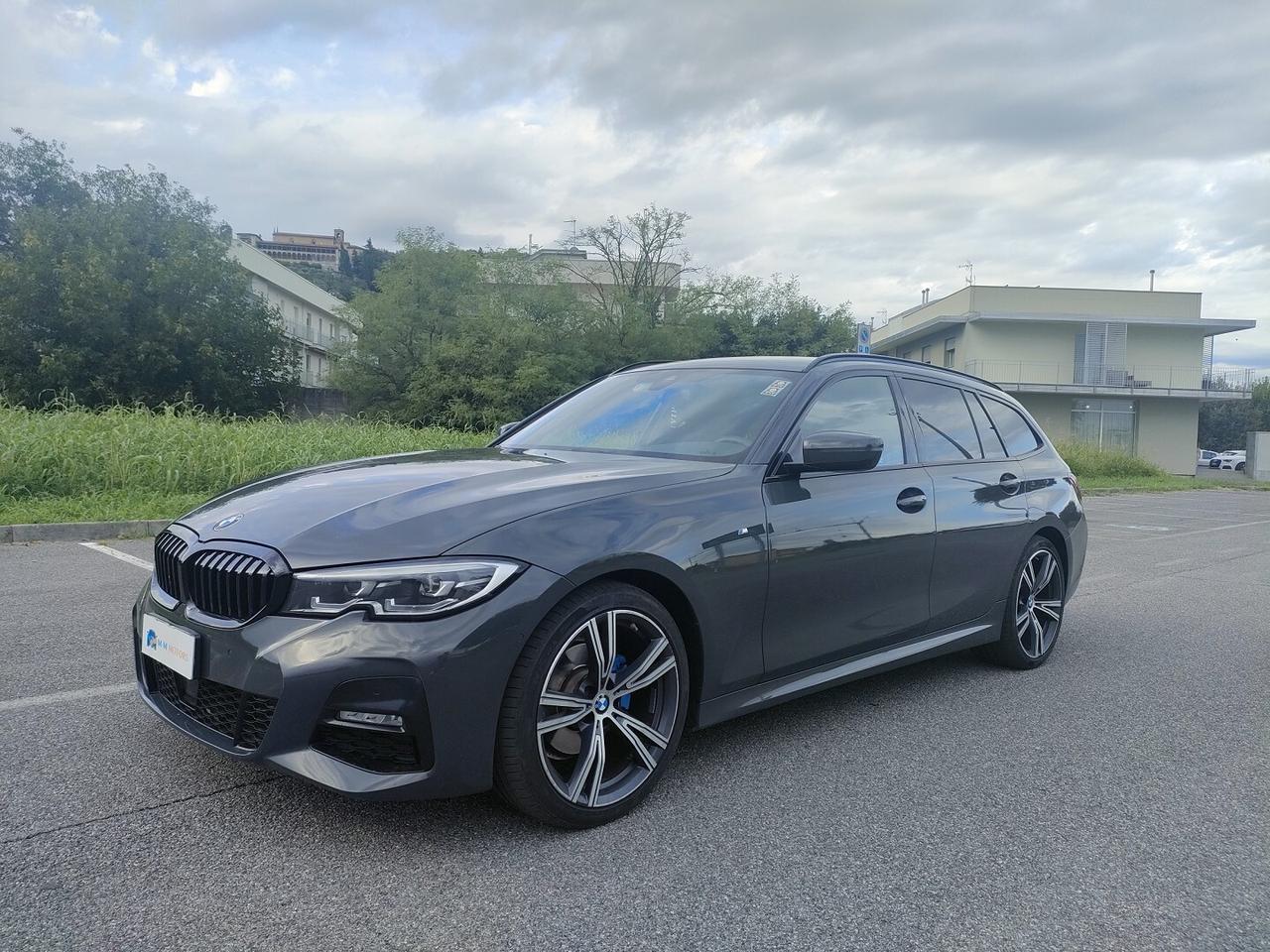 BMW 320d Touring mhev 48V xdrive Msport
