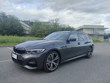 BMW 320d Touring mhev 48V xdrive Msport
