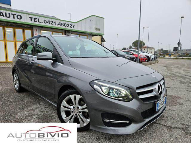 MERCEDES-BENZ B 180 d Sport/FARI LED