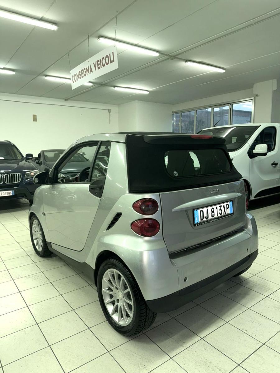 SMART - Fortwo - 1000 52 kW coupé passion