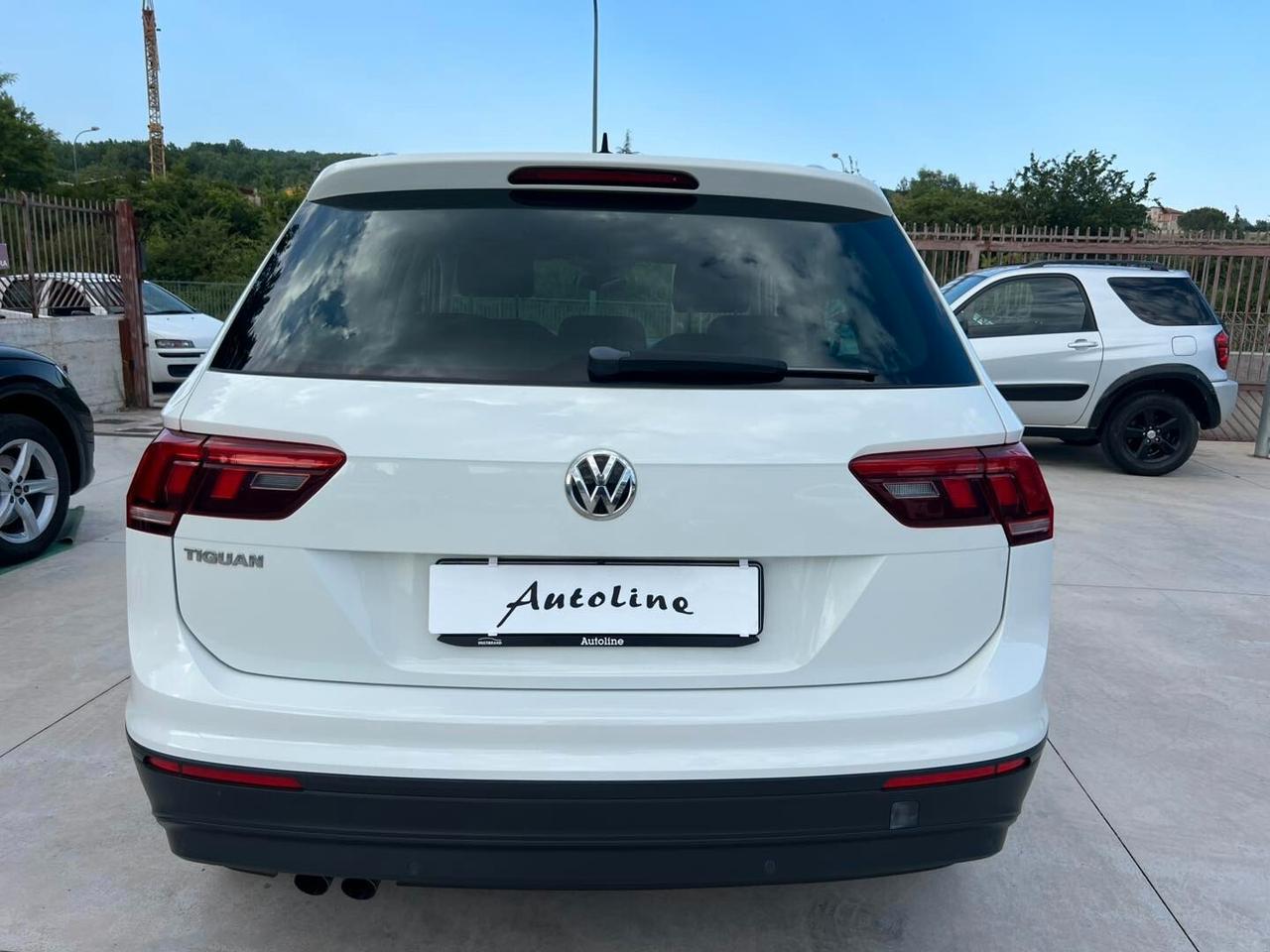 Volkswagen Tiguan 1.6 TDI 116Cv 6M -STYLE-NAVI