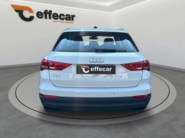 AUDI Q3 35 TDI S tronic Business