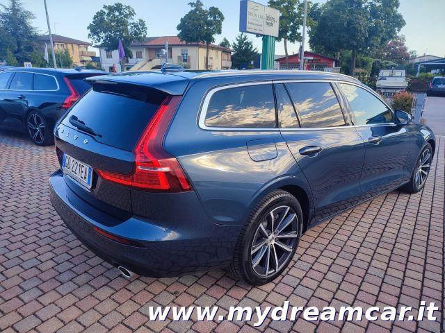 VOLVO V60 B4 (d) Geartronic Momentum Business Pro