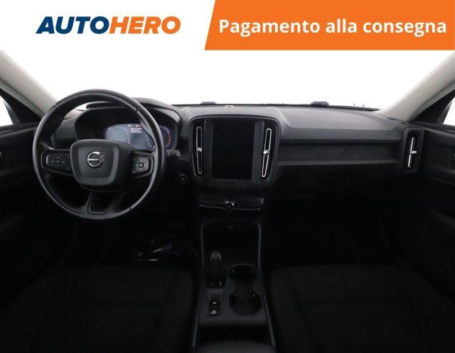 VOLVO XC40 T2 Geartronic Momentum Core