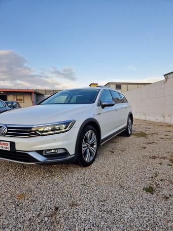 Volkswagen Passat Business Alltrack 2.0 BiTDI 240 CV 4MOT DSG Exec. BMT