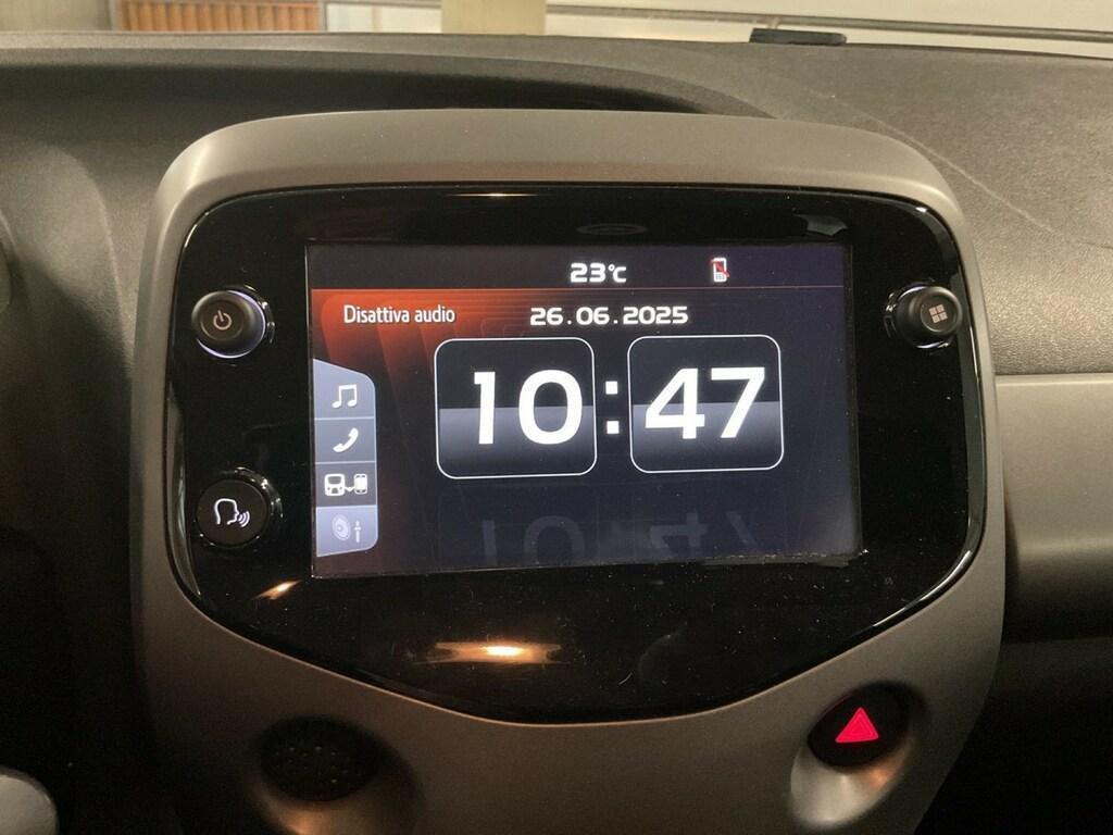 Toyota Aygo 5 Porte 1.0 VVT-i x-play M-MT