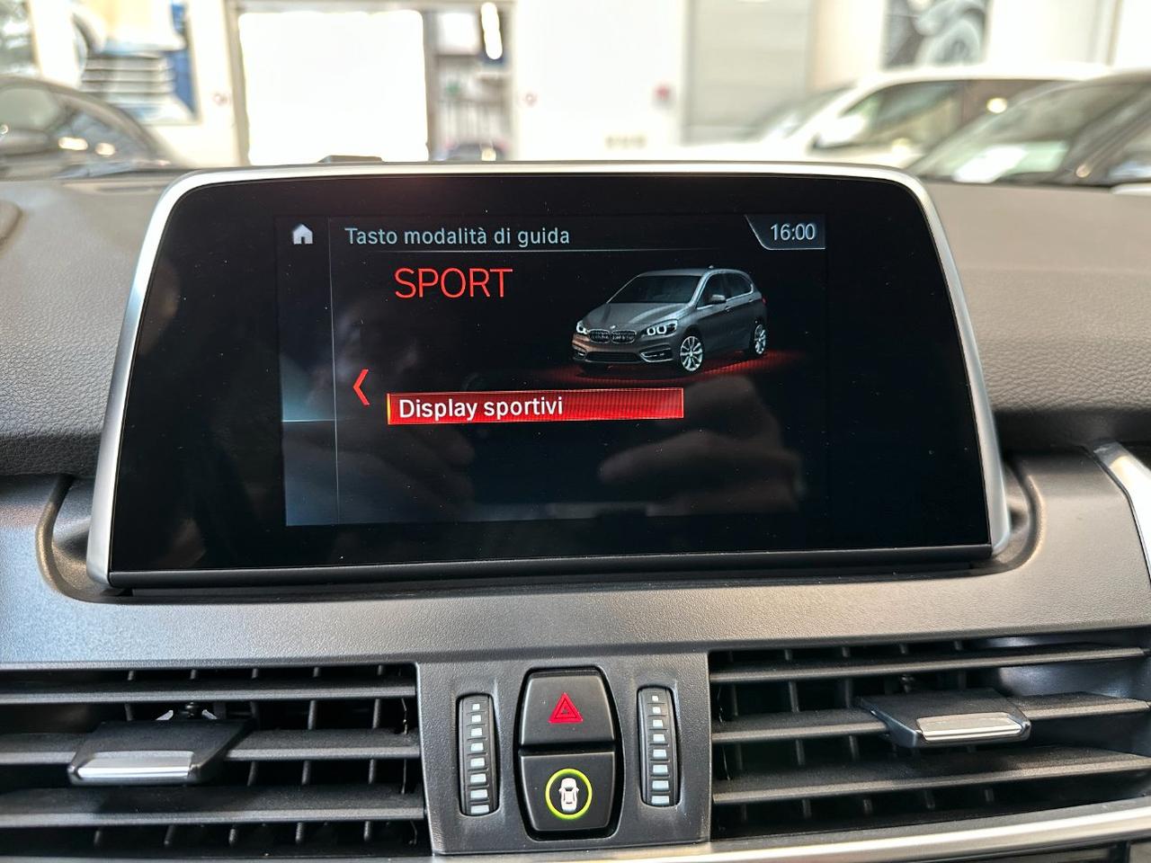 BMW 218 i Active Tourer Sport 140cv auto