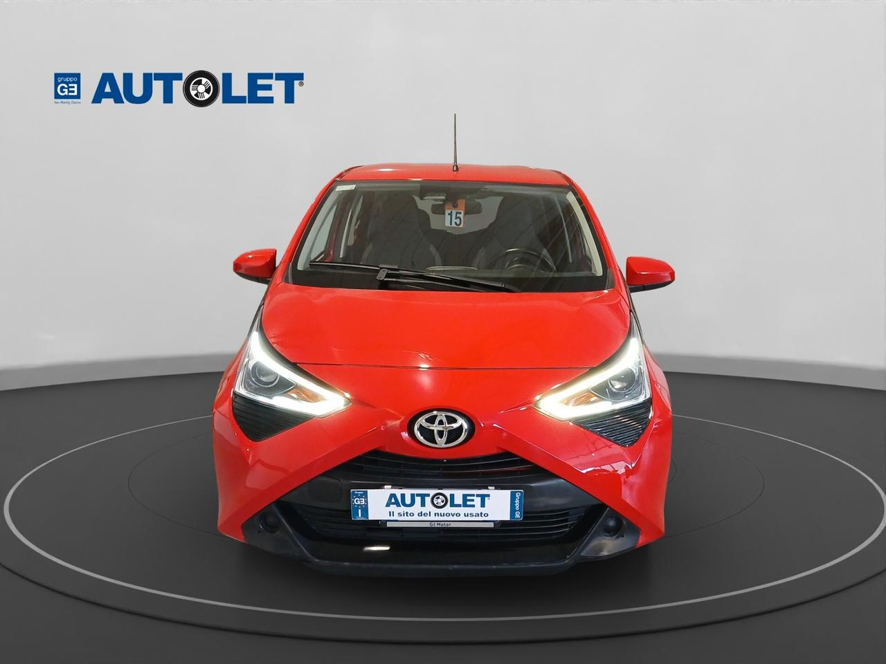 Toyota Aygo Connect 1.0 VVT-i 72 CV 5 porte x-play
