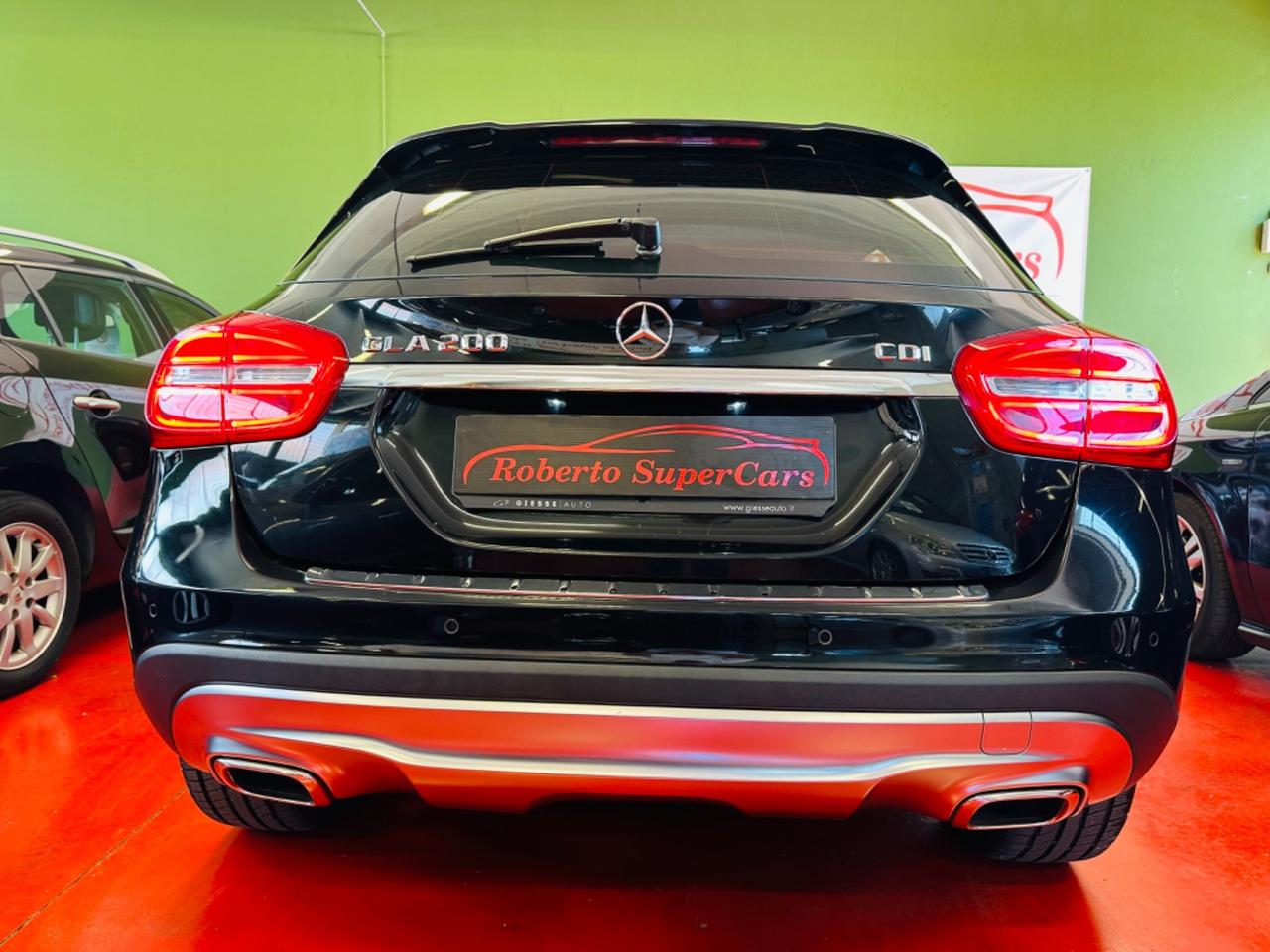 Mercedes-benz GLA 200 CDI Premium AMG Com Nuova
