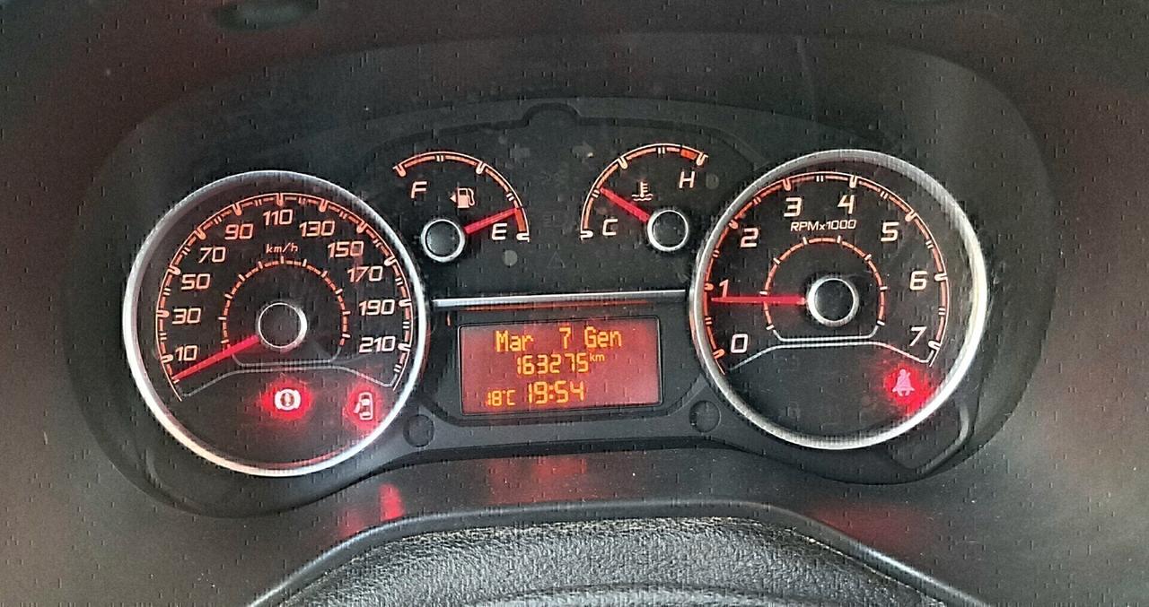 Fiat Doblò 1.6 MJT 105CV Lamierato SX