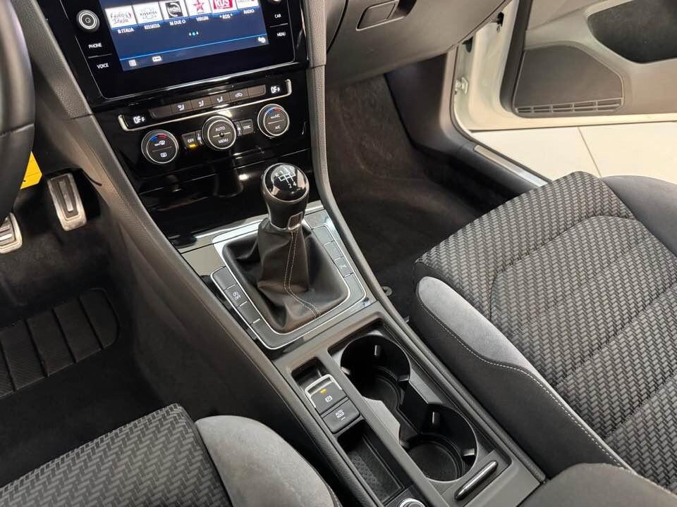 Volkswagen Golf 7.5 1.6 TDI 115 CV 5p. R-line 2018