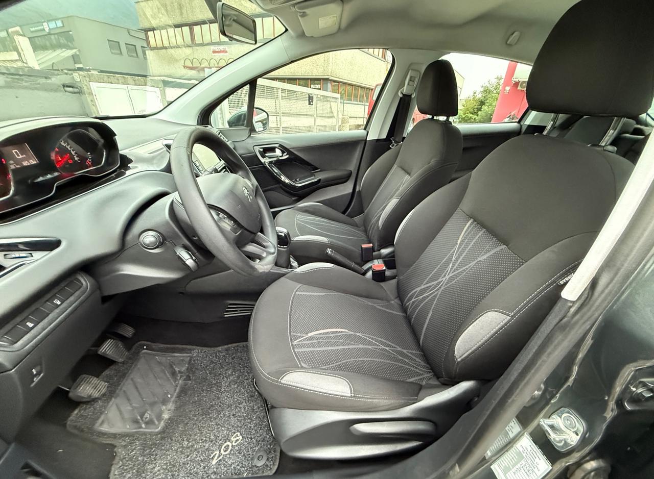 Peugeot 208 1.4 HDi 68 CV 5 porte OK NEO PATENTATI