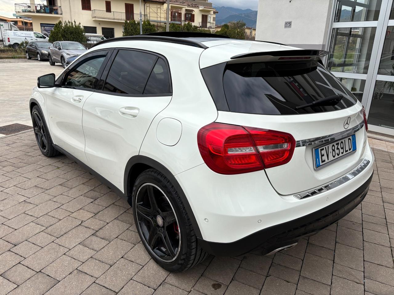 Mercedes-benz GLA 220 CDI Automatic 4Matic Premium