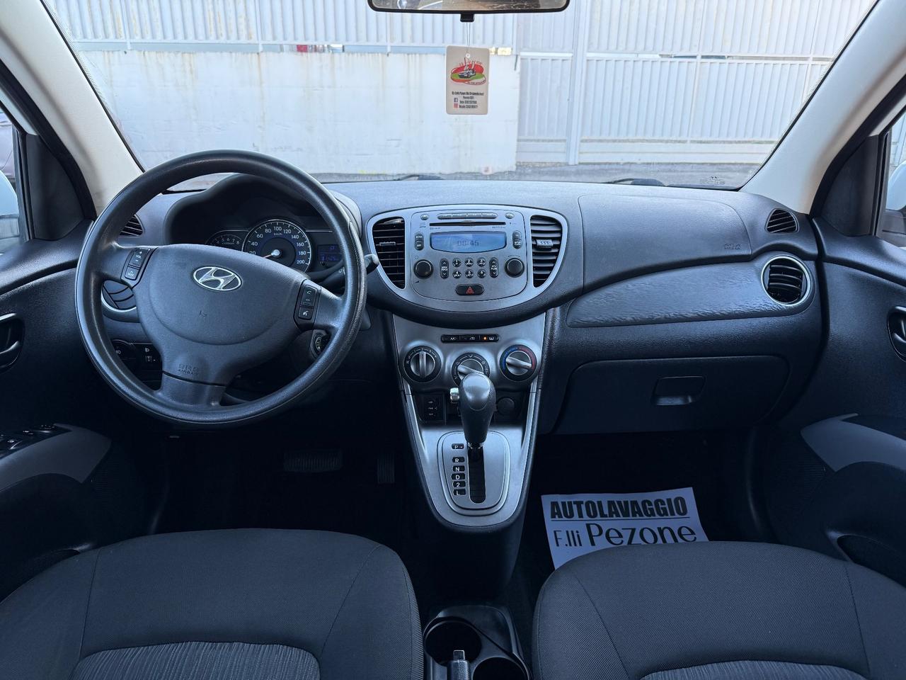 Hyundai i10 1.1 Cambio Automatico