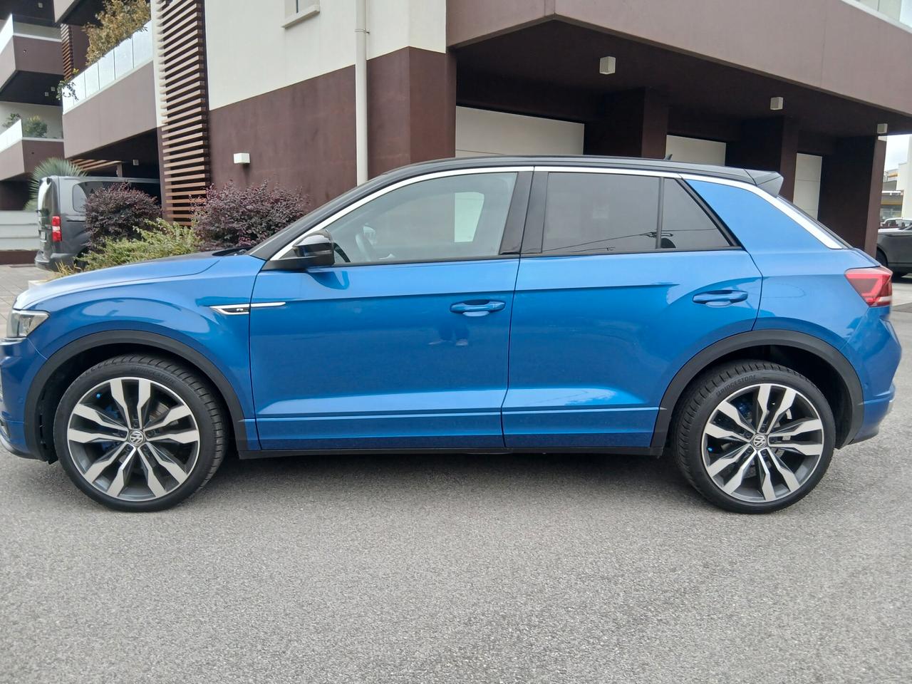 Volkswagen T-Roc 1.5 TSI ACT DSG RLine FULL optional tua a € 263 mese