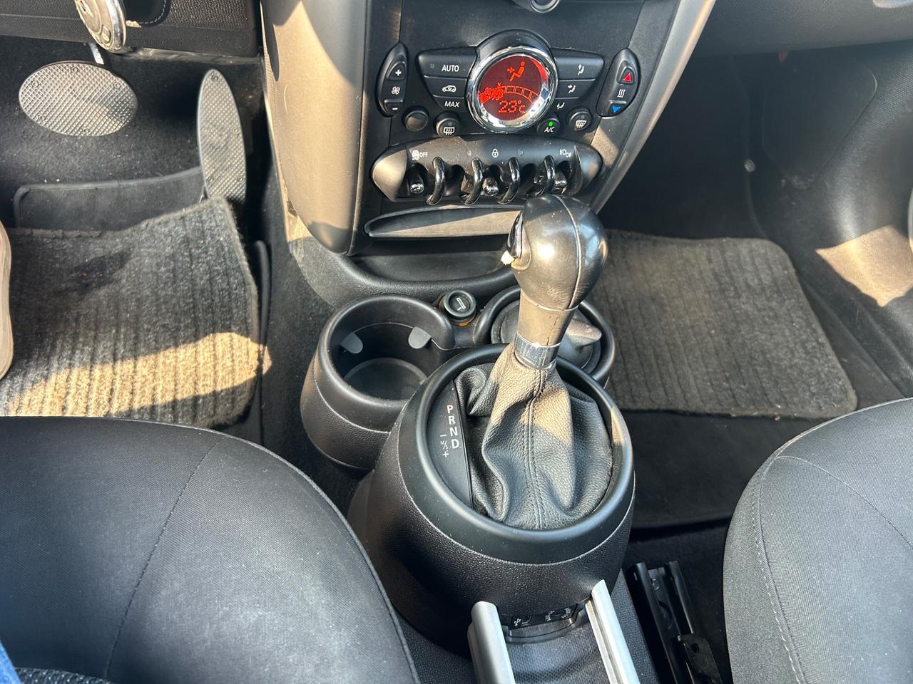 Mini Cooper D Countryman 2.0 Business Automatica